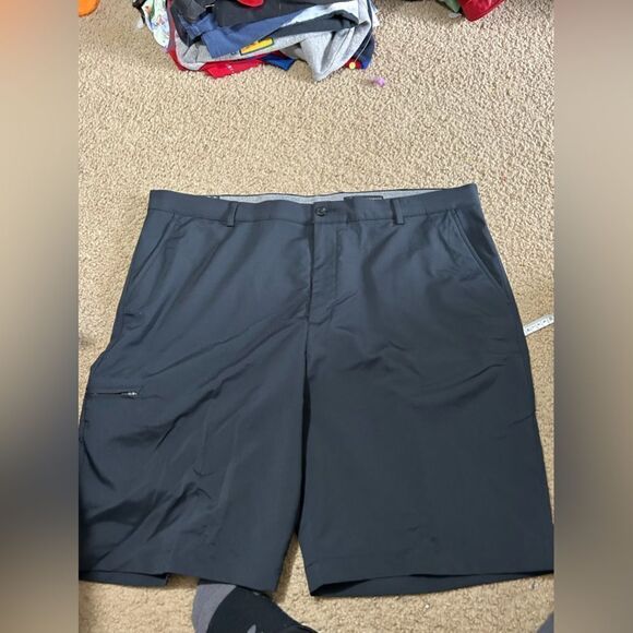 Greg Norman Golf Casual Shorts NWT - Picture 1 of 3
